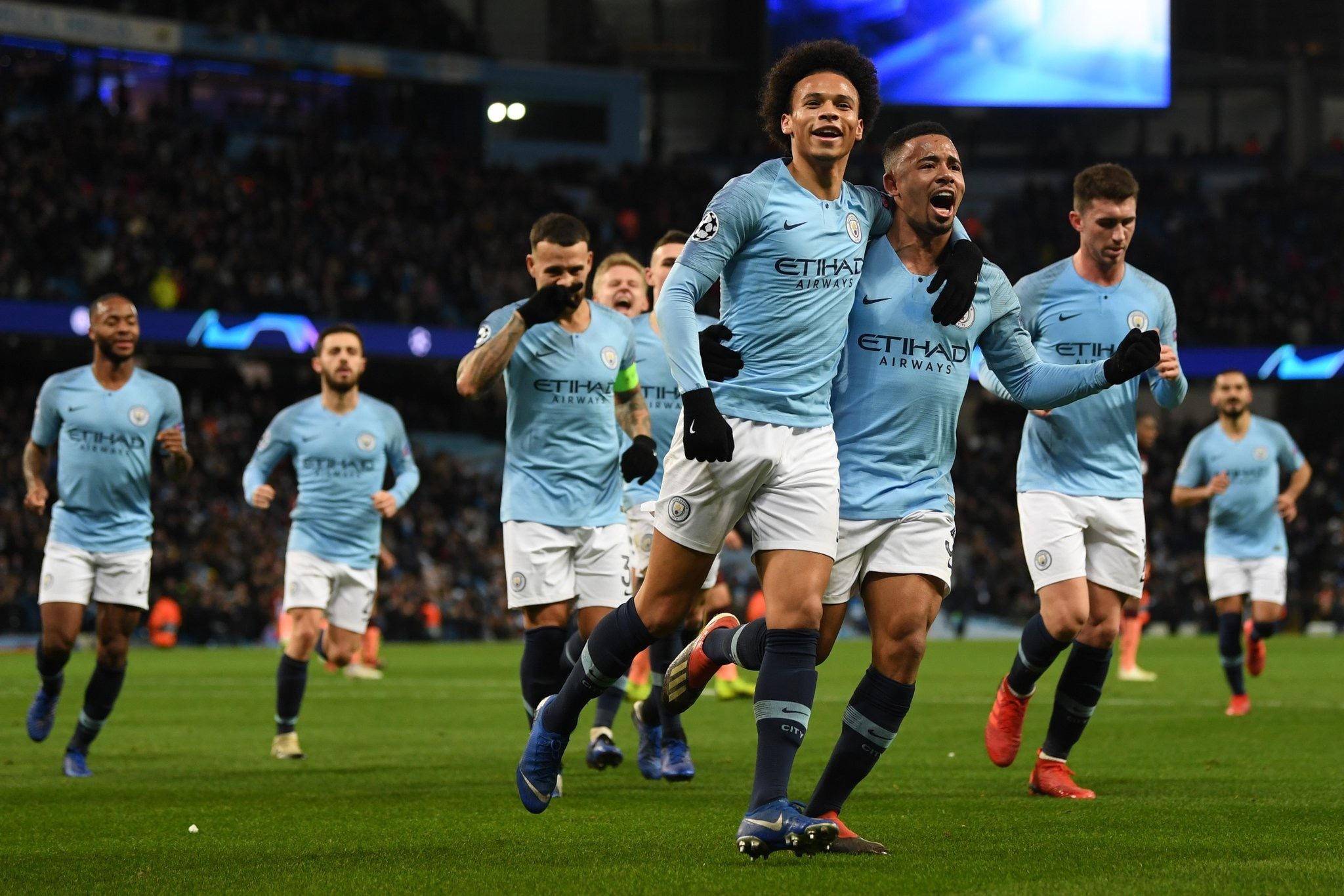 其中包括 其中包括